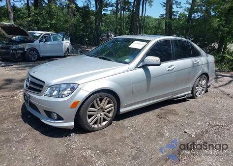 2008 Mercedes-Benz C 300 Luxury 4Matic/Sport 4Matic из США, поврежденный, VIN WDDGF81X08F117289